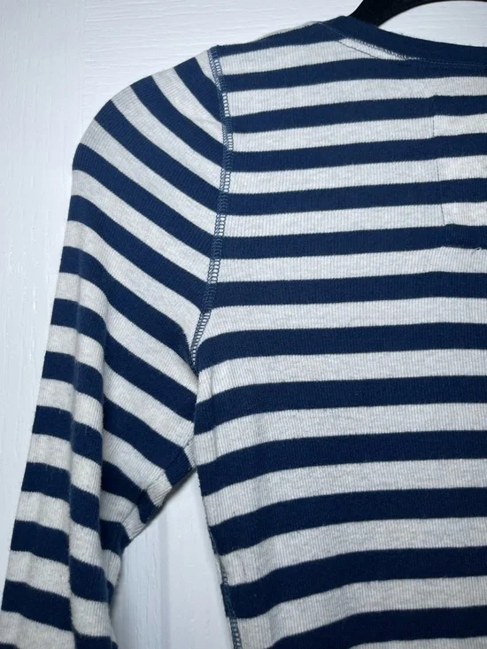 Y2K Vintage Abercrombie & Fitch Women’s Blue & White Striped Henley Size Large - Picture 13 of 16